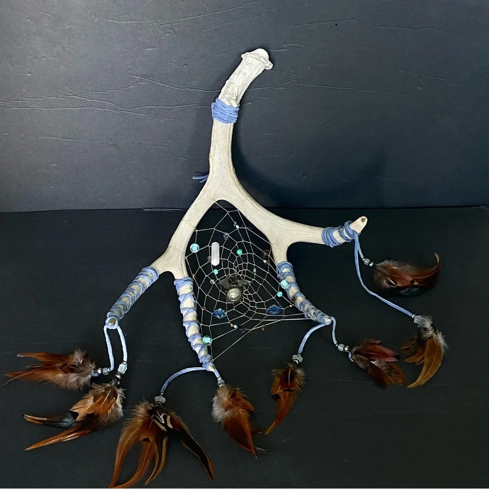 Rustic Dreamcatcher with Antler Frame and Feathers‎